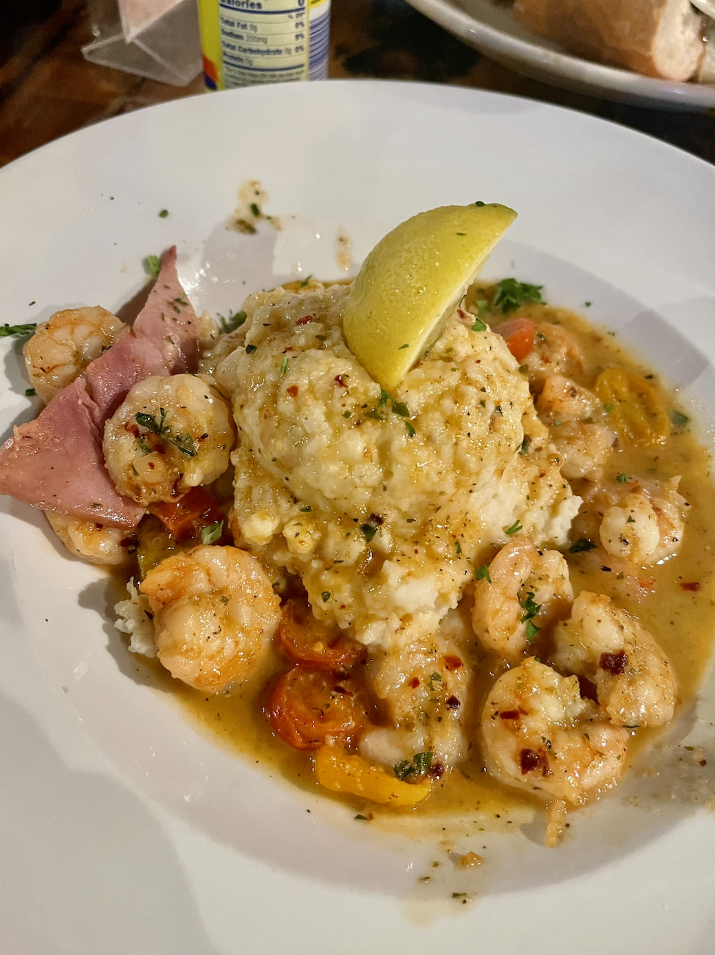 shrimp and grits, New Orleans food